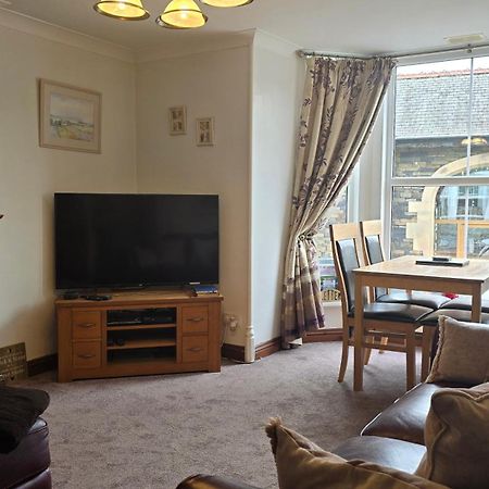 Lyndale Self-Catering Apartment Sleeps 4 Windermere Esterno foto