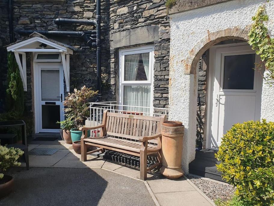 Lyndale Self-Catering Apartment Sleeps 4 Windermere Esterno foto